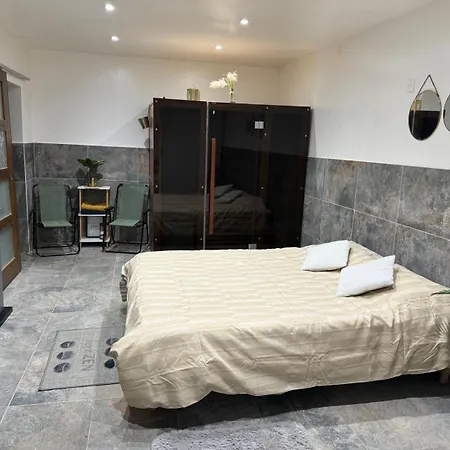 Royale * Livry-Gargan